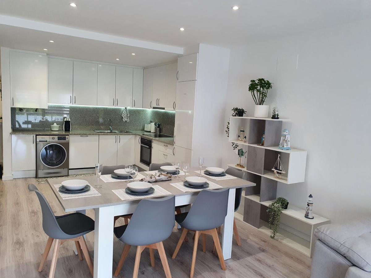 Moderno Duplex Comfort Roses Ngoại thất bức ảnh